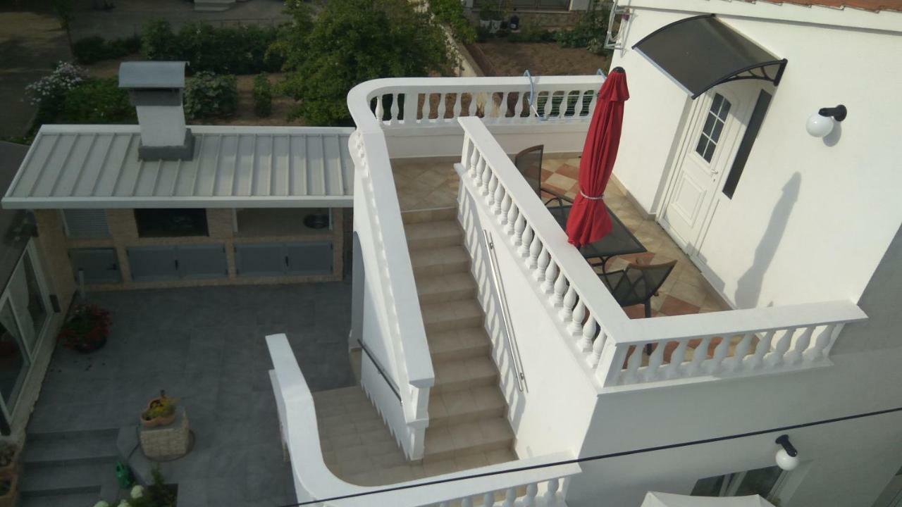 Apartments Lipic โวดีเซ ภายนอก รูปภาพ